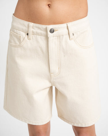 TILTIL Lulu Mid Length Short Offwhite - Things I Like Things I Love