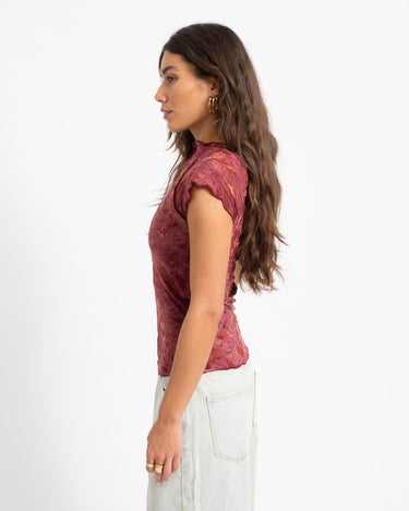 TILTIL Luna Hibiscus Shortsleeve Dark Pink - Things I Like Things I Love