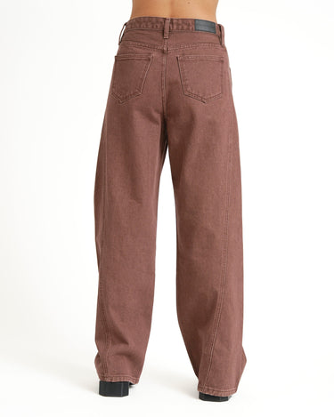 TILTIL Missy HR Relaxed Seam Jeans Bordeaux - Things I Like Things I Love