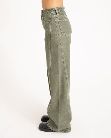 TILTIL Missy Relaxed Seam Jeans Olive - Things I Like Things I Love