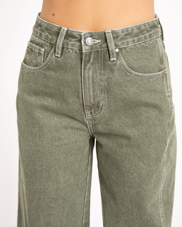 TILTIL Missy Relaxed Seam Jeans Olive - Things I Like Things I Love