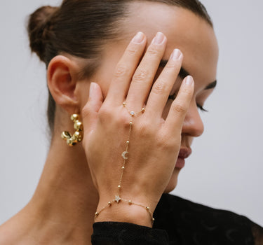 TILTIL Moony Starry Hand Chain Gold - Things I Like Things I Love