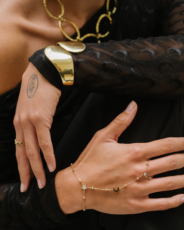 TILTIL Moony Starry Hand Chain Gold - Things I Like Things I Love