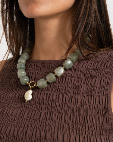TILTIL Necklace Bead Shell Green - Things I Like Things I Love
