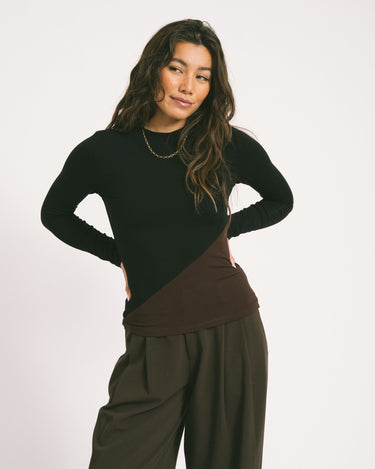 TILTIL Nela High Neck Longsleeve Black Brown - Things I Like Things I Love