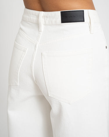 TILTIL Nida Bermuda Jort White - Things I Like Things I Love