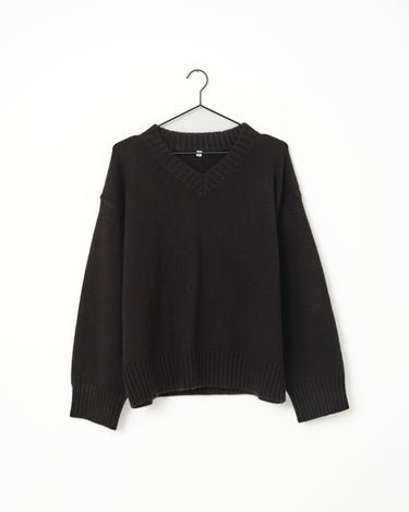 TILTIL Percy V-Neck Pullover Zwart - Things I Like Things I Love