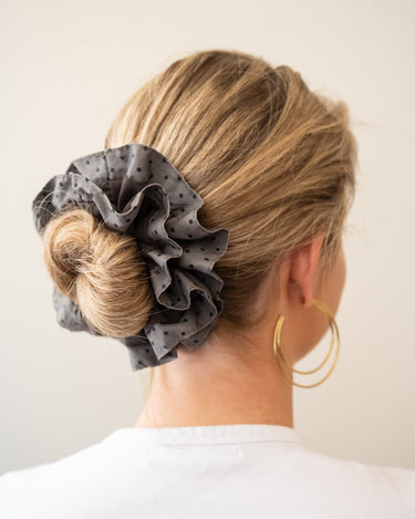 TILTIL Plain Polkadot Scrunchie Bruin - Things I Like Things I Love