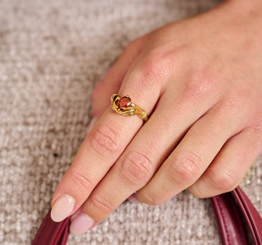 TILTIL Ring Hold Me Close Gold - Things I Like Things I Love