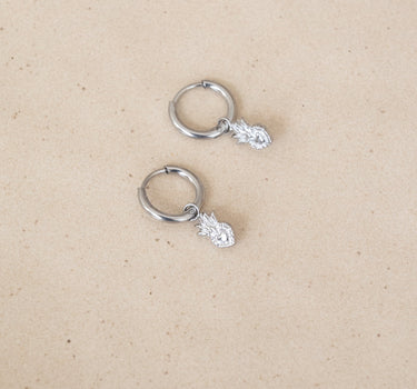 TILTIL Sacred Heart Earrings Zilver - Things I Like Things I Love
