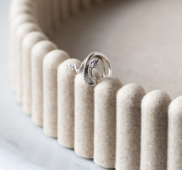 TILTIL Sally Snaky Single Earcuff Silver - Things I Like Things I Love