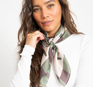 TILTIL Satin Scarf Mosa Groen - Things I Like Things I Love