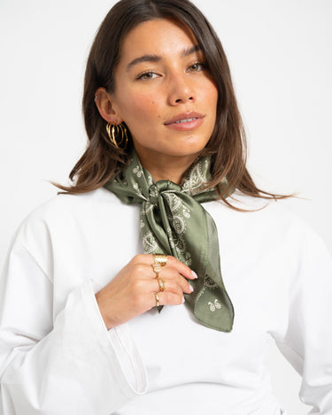TILTIL Satin Scarf Palm Groen - Things I Like Things I Love