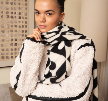 TILTIL Scarf Harlequin Heart Black - Things I Like Things I Love