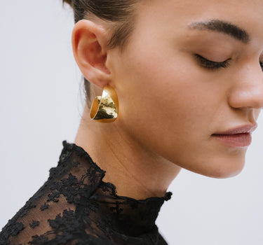 TILTIL Set of 2 Cleo Bold Earrings Gold - Things I Like Things I Love