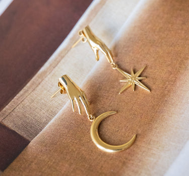 TILTIL Set of 2 Earrings Celestial Touch Gold - Things I Like Things I Love