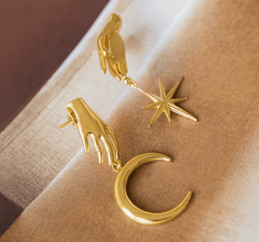 TILTIL Set of 2 Earrings Celestial Touch Gold - Things I Like Things I Love