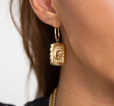 TILTIL Set of 2 Earrings Midnight Muse Gold - Things I Like Things I Love