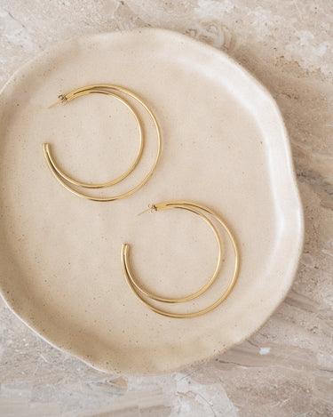 TILTIL Set Of 2 Gemini Hoop Earrings Gold - Things I Like Things I Love