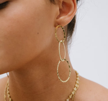 TILTIL Set of 2 Hammered Rings Earring Gold - Things I Like Things I Love