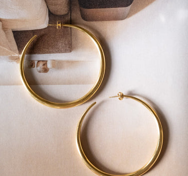 TILTIL Set of 2 Hoop Elegant Round Gold - Things I Like Things I Love