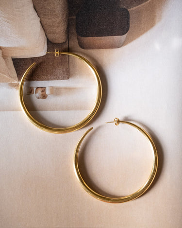 TILTIL Set of 2 Hoop Elegant Round Gold - Things I Like Things I Love