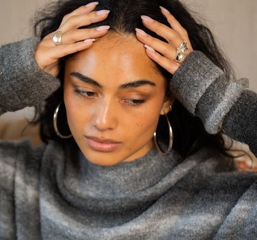 TILTIL Set of 2 Hoop Elegant Round Rhodium Silver - Things I Like Things I Love