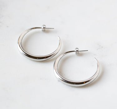 TILTIL Set of 2 Hoop Elegant Round Rhodium Silver - Things I Like Things I Love