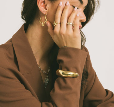 TILTIL Set of 2 Hoop Goldplated Organic Flower - Things I Like Things I Love