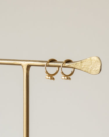 TILTIL Set of 2 Hoop Tiny Flower Poppy Gold - Things I Like Things I Love