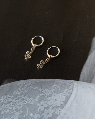 TILTIL Set of 2 Sally Snake Hoop Silver - Things I Like Things I Love
