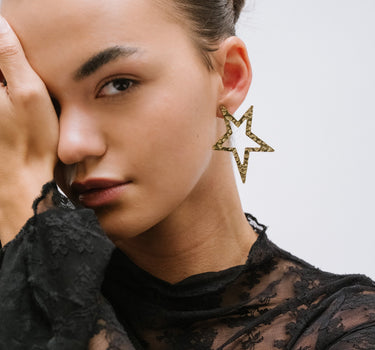 TILTIL Set of 2 Statement Star Earrings Gold - Things I Like Things I Love