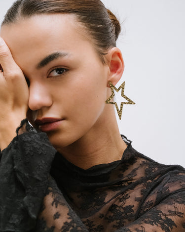 TILTIL Set of 2 Statement Star Earrings Gold - Things I Like Things I Love