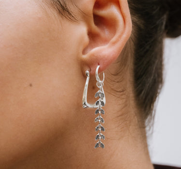 TILTIL Set of 2 Tess Twiggy Hoop Silver - Things I Like Things I Love