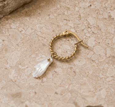 TILTIL Set of 2 Twisted Earring Hand Gold - Things I Like Things I Love