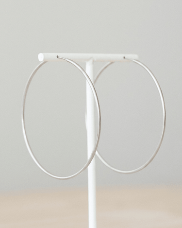 TILTIL Set van 2 Basic Hoop Earring Zilver - Things I Like Things I Love