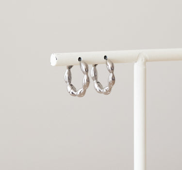 TILTIL Set van 2 Essential Hoop Earrings Zilver - Things I Like Things I Love