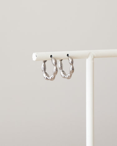 TILTIL Set van 2 Essential Hoop Earrings Zilver - Things I Like Things I Love