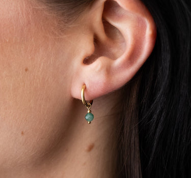 TILTIL Set van 2 Love Gemstone Earrings Gold Emerald - Things I Like Things I Love