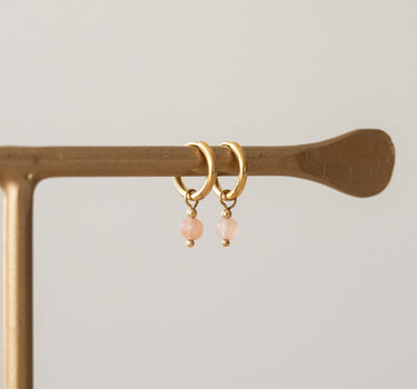 TILTIL Set van 2 Love Gemstone Earrings Goud Pink Opal - Things I Like Things I Love
