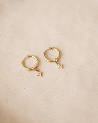 TILTIL Set van 2 Lucky Star Zircon Earrings Wit Goud - Things I Like Things I Love