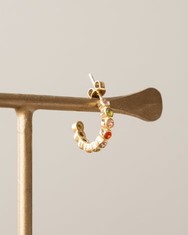TILTIL Set van 2 Multi Stone Hoop Earrings Goud - Things I Like Things I Love