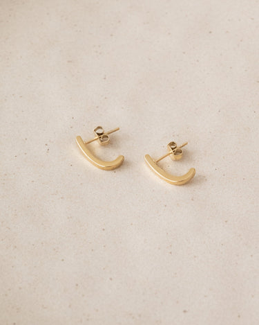 TILTIL Set van 2 Ruby Stud Earrings Goud - Things I Like Things I Love