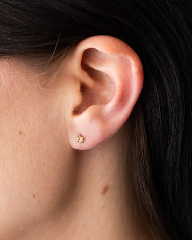 TILTIL Set van 2 Small Star Stud Earrings Goud - Things I Like Things I Love