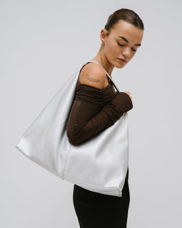 TILTIL Silver Shopper Bag - Things I Like Things I Love