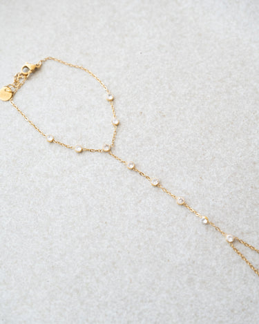 TILTIL Silver Zircon Hand Chain Goud - Things I Like Things I Love