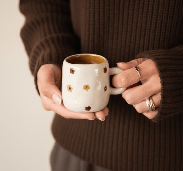 TILTIL Small Mug Addy Flowers - Things I Like Things I Love