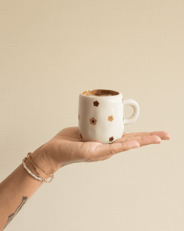 TILTIL Small Mug Addy Flowers - Things I Like Things I Love