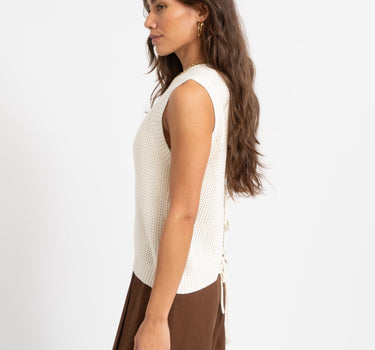 TILTIL Soesja Open Back Top Beige - Things I Like Things I Love