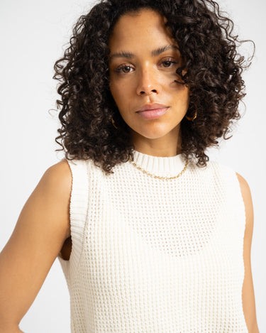 TILTIL Soesja Open Back Top Beige - Things I Like Things I Love